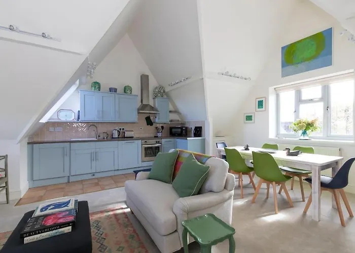 Charming Cotswold Loft